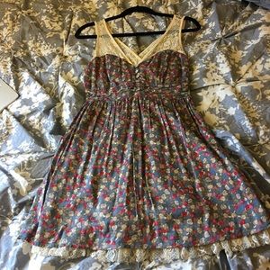 Floral Dress with Lace Details